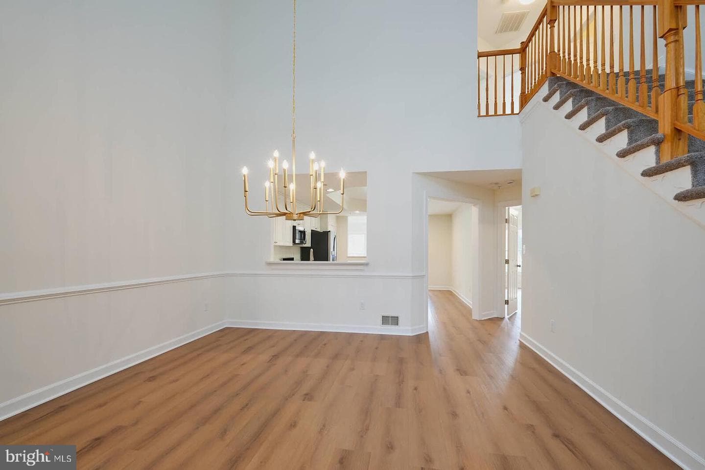 355 Southport Drive photo 9