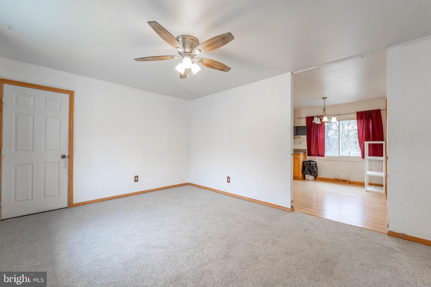 201 Nina Court photo 4