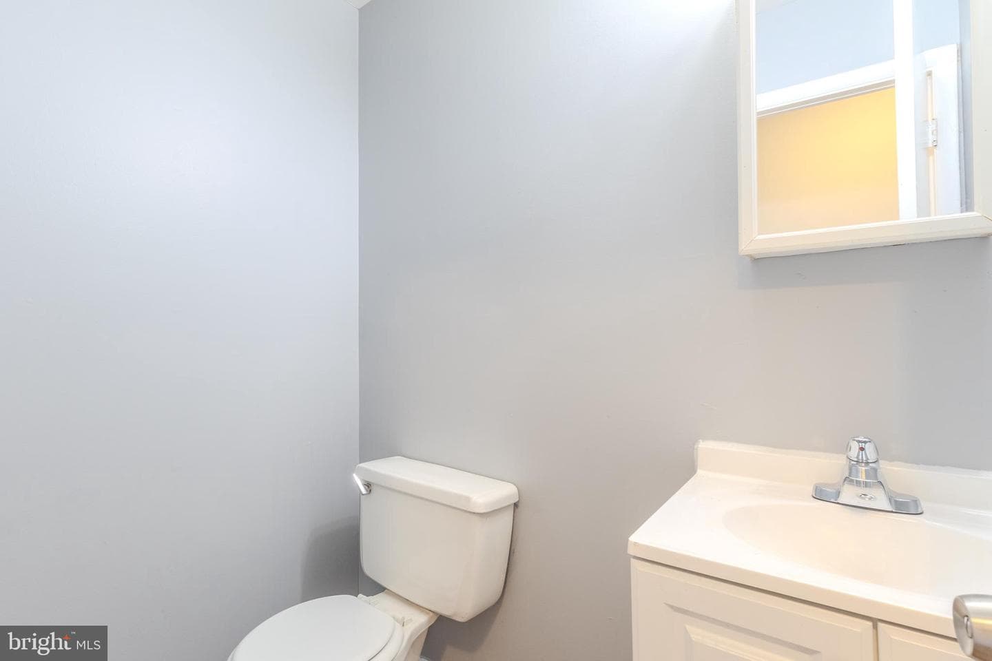 228 Nathan Way photo 10