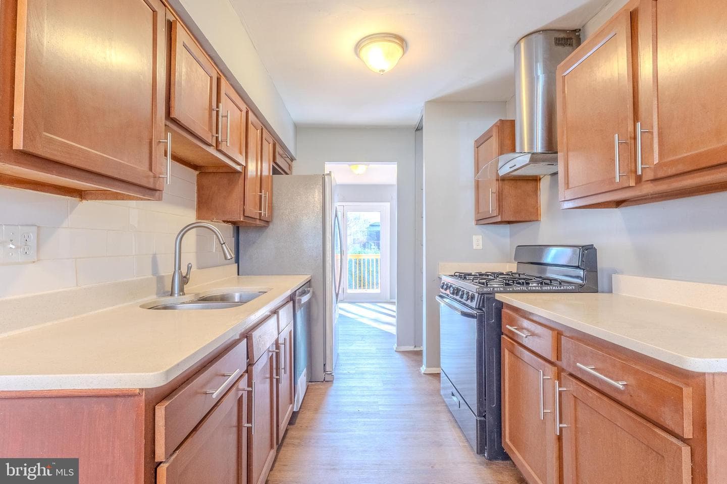 228 Nathan Way photo 5