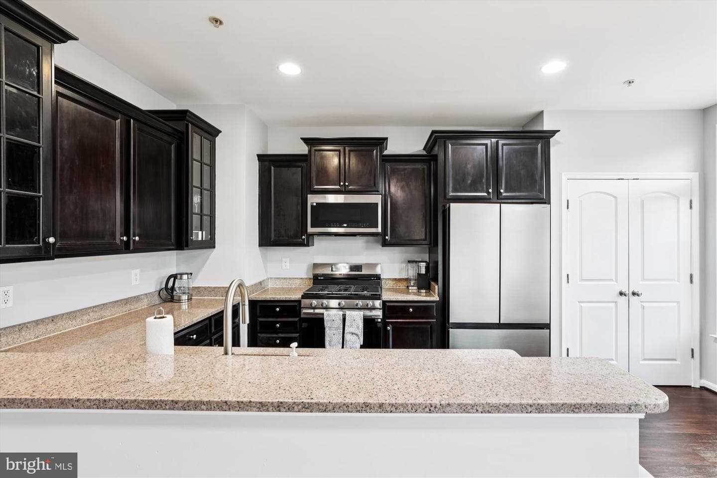 1110 Carinoso Circle photo 2