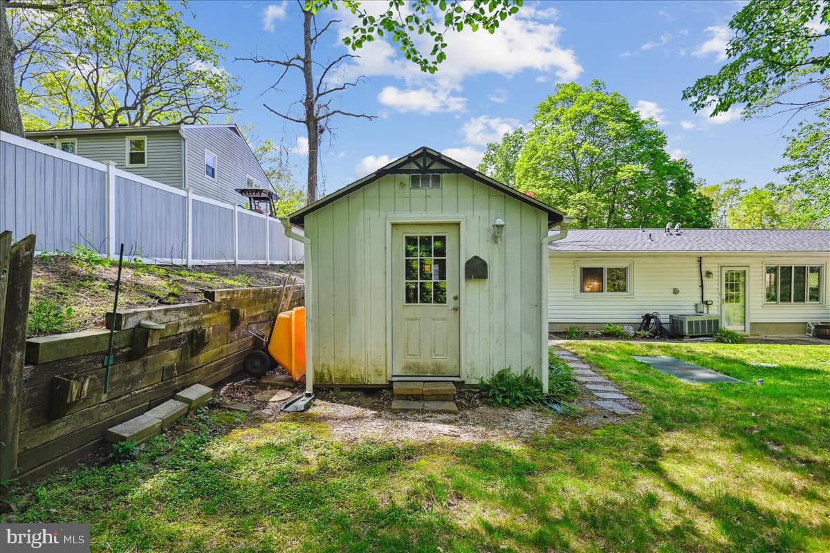 623 Maple Hill Lane photo 27