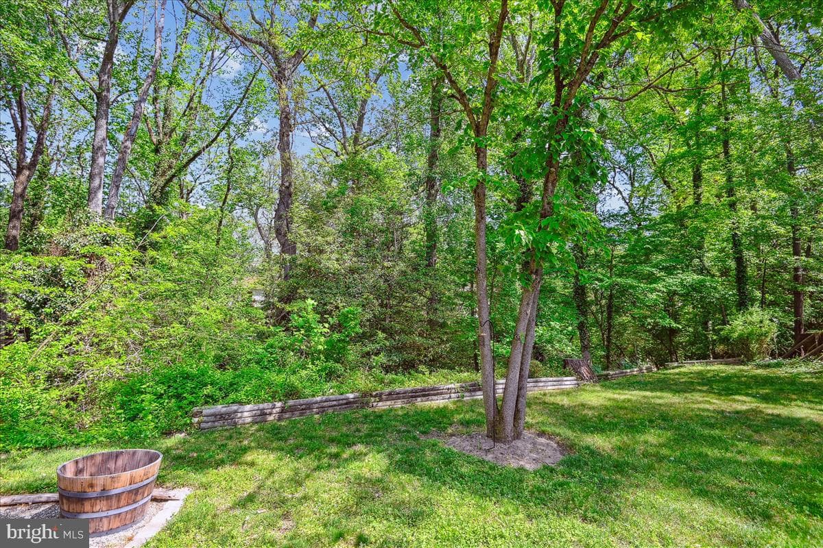 623 Maple Hill Lane photo 3