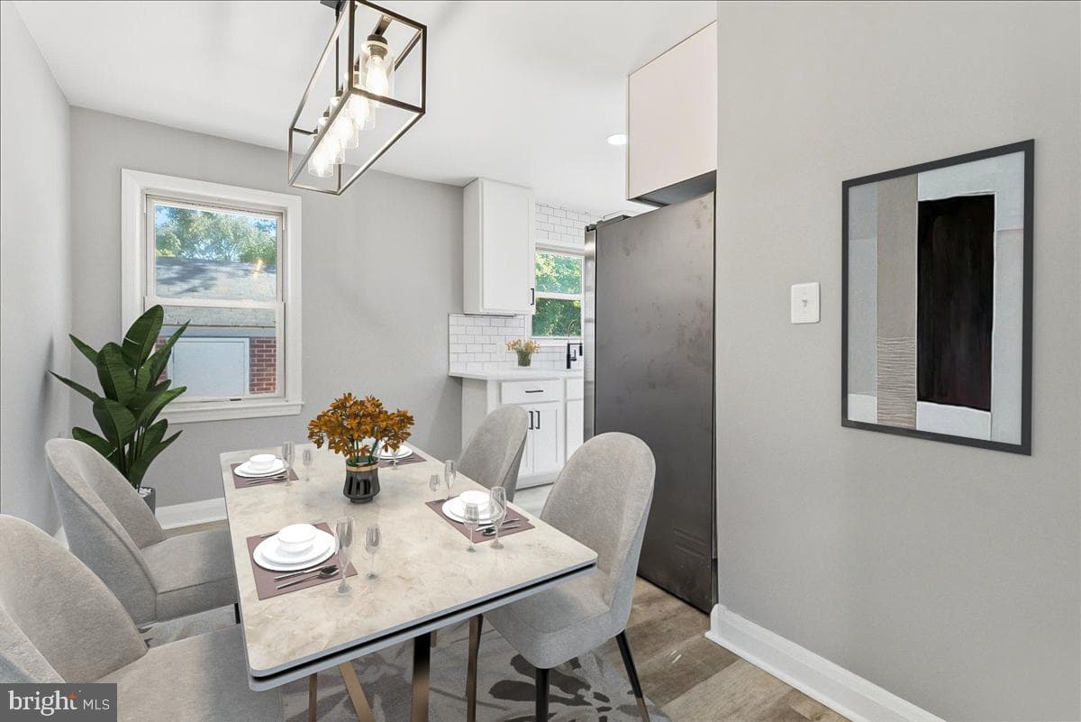 305 Newfield Road photo 5