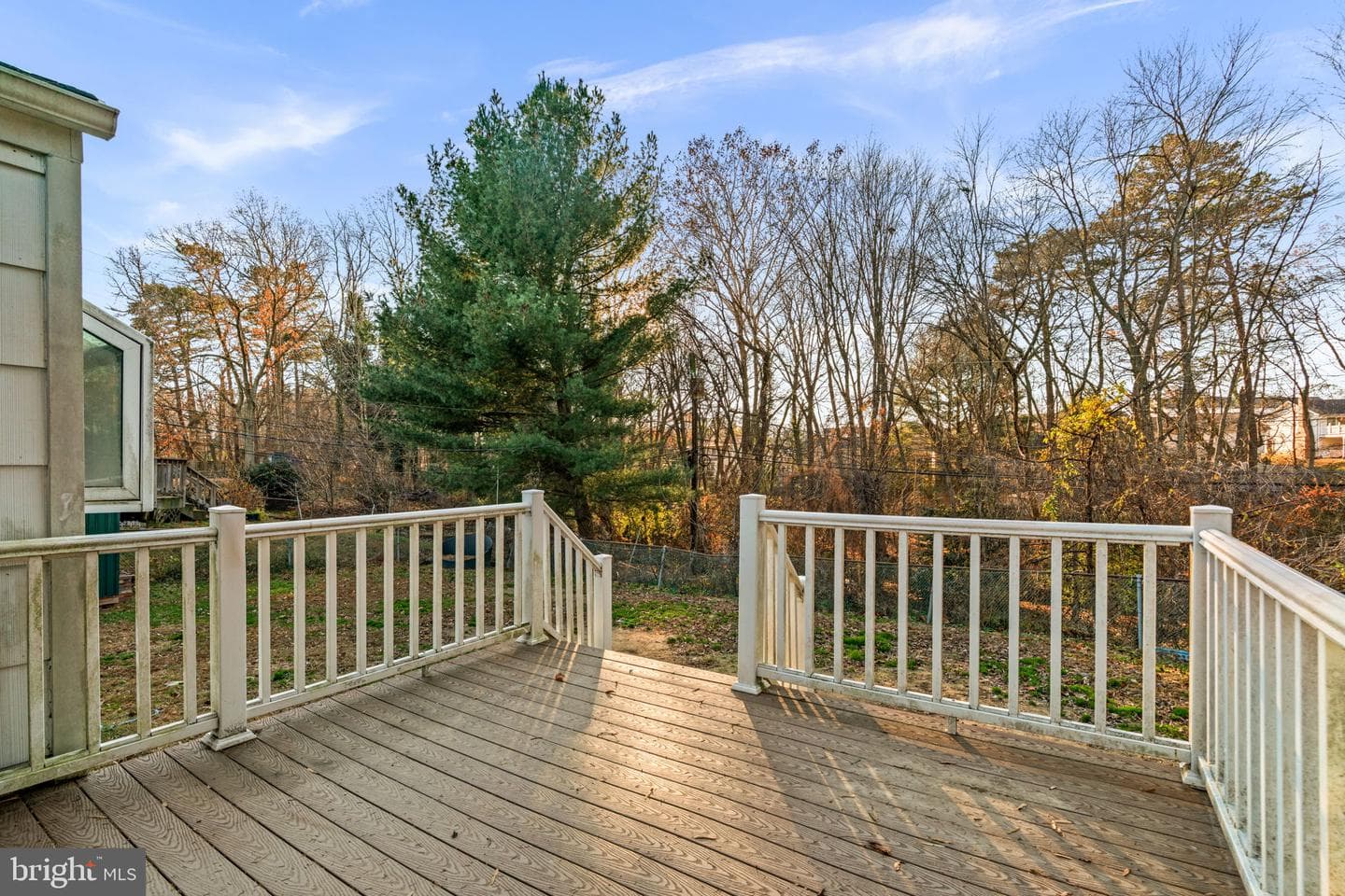 8111 Phirne Road E photo 28