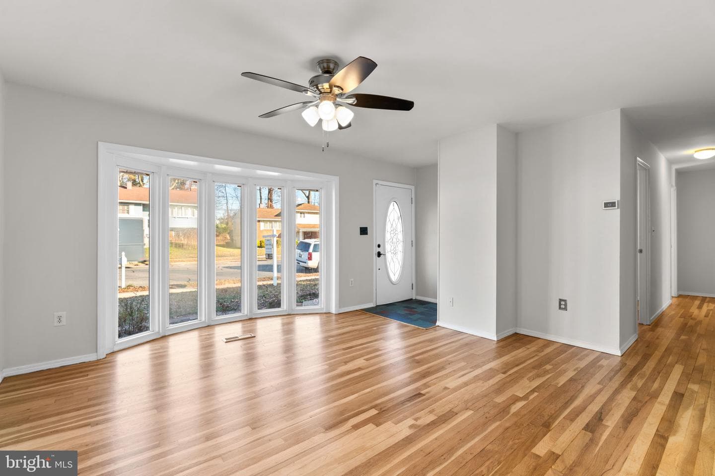 8111 Phirne Road E photo 5