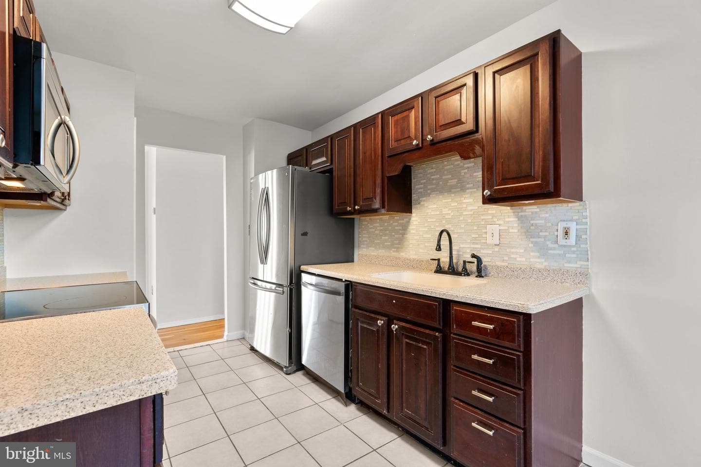8111 Phirne Road E photo 8