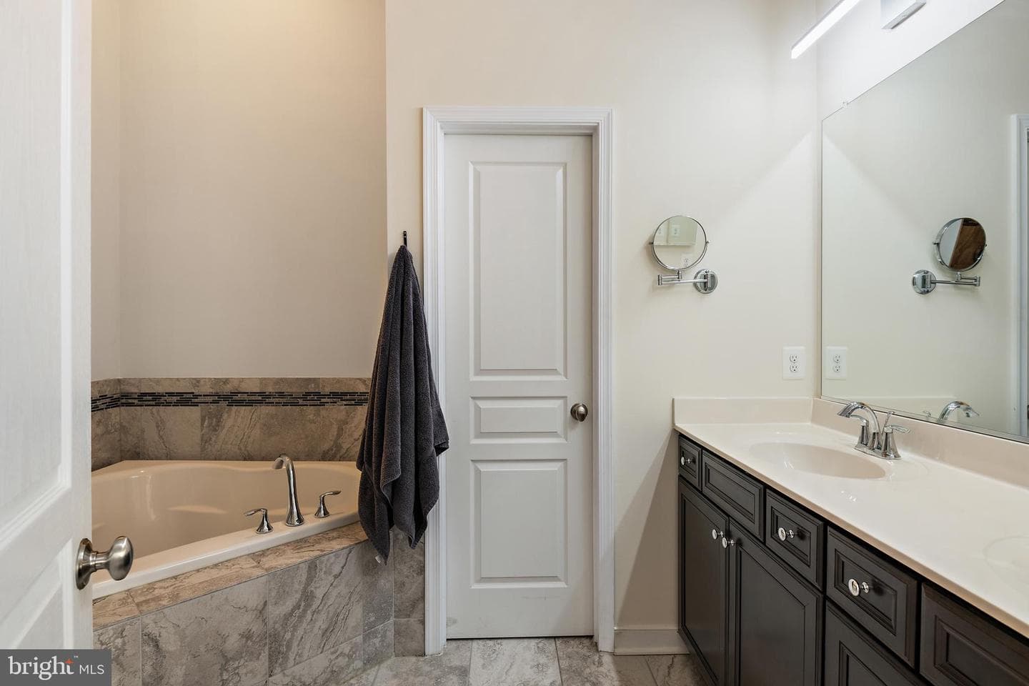 131 Admirals Ridge Drive photo 36
