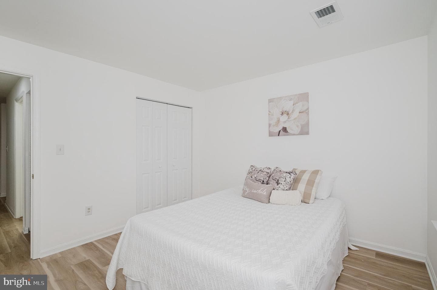 208 Spring Maiden Court #203 photo 26