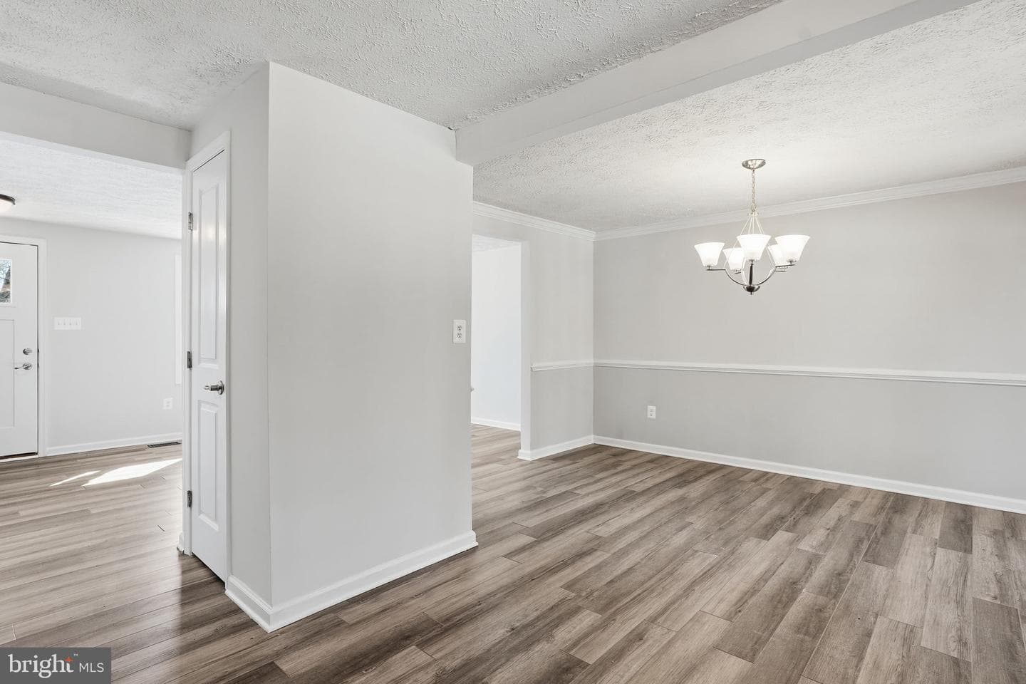 474 Ruffian Court photo 11