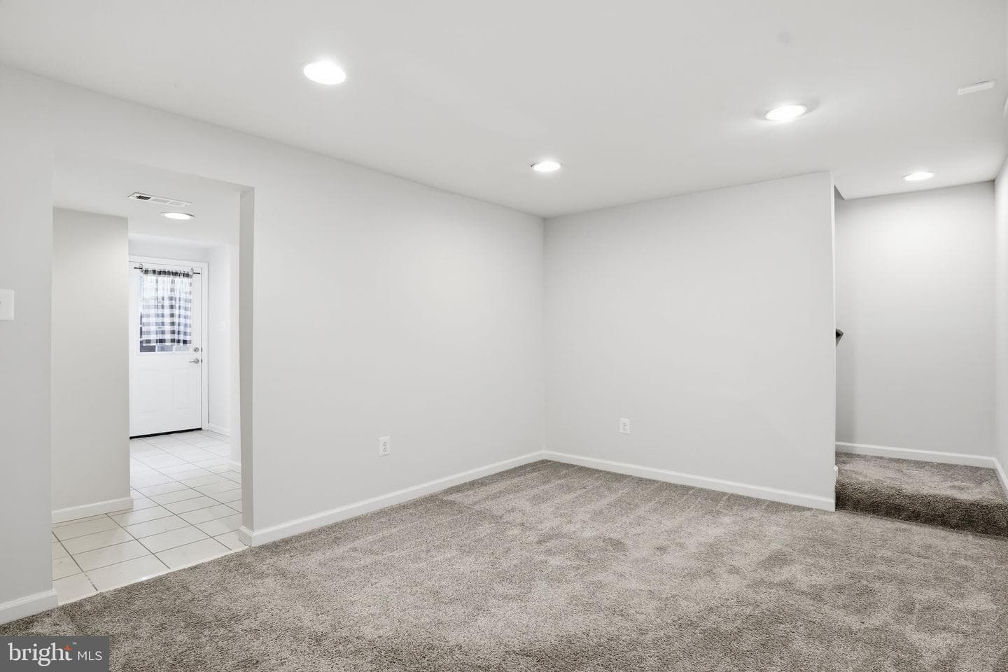 474 Ruffian Court photo 23