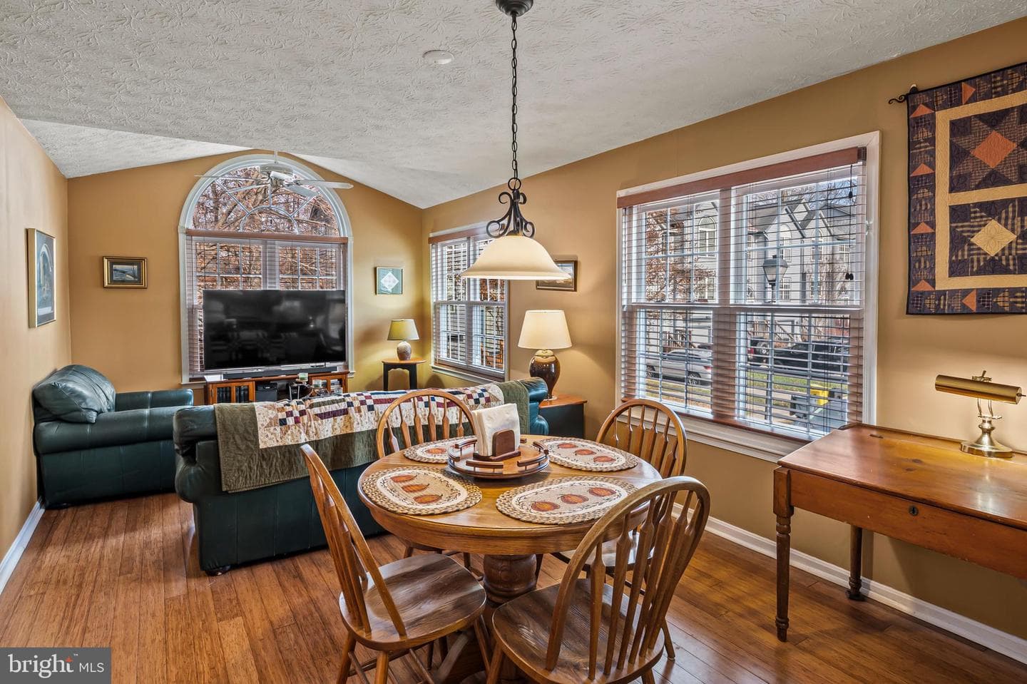 1816 Whites Ferry Place #6 photo 22