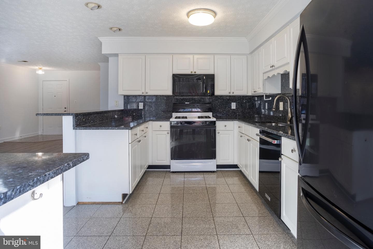 629 Admiral Drive #206 photo 13