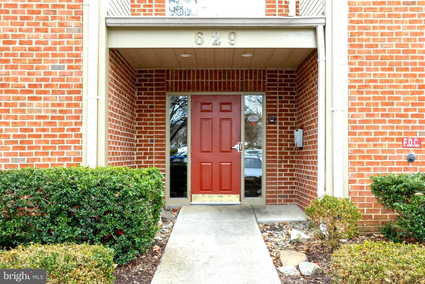 629 Admiral Drive #206 photo 3