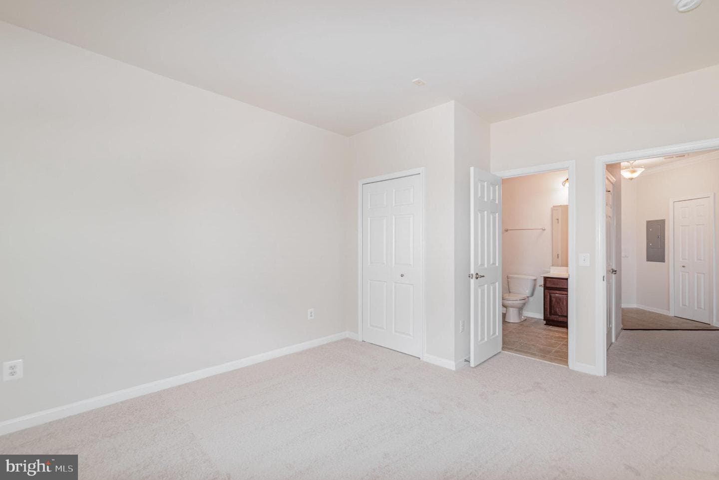 1624 Hardwick Court #402 photo 19