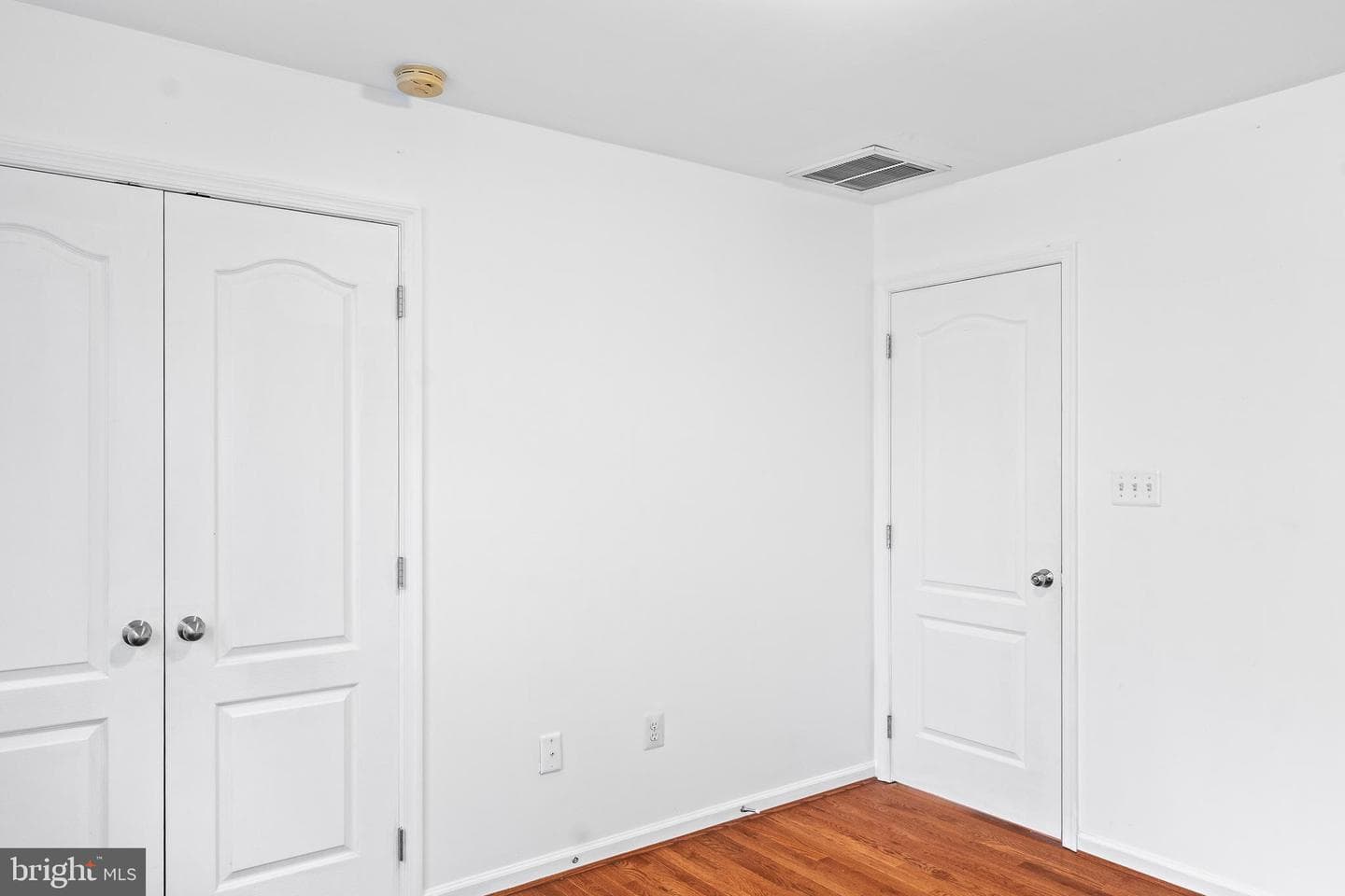 6949 Heritage Crossing photo 31