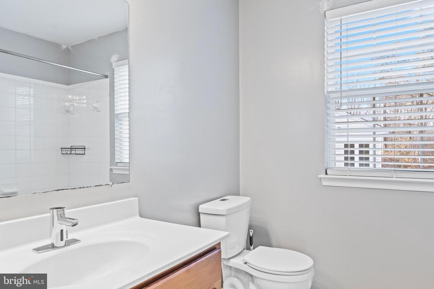 6949 Heritage Crossing photo 33