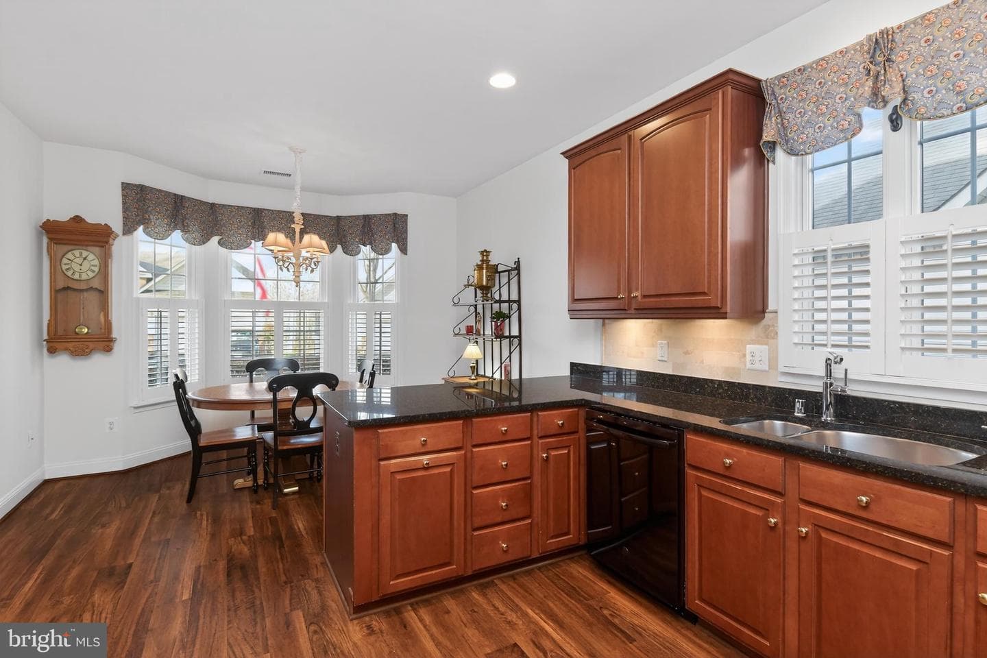2623 Salford Drive photo 22