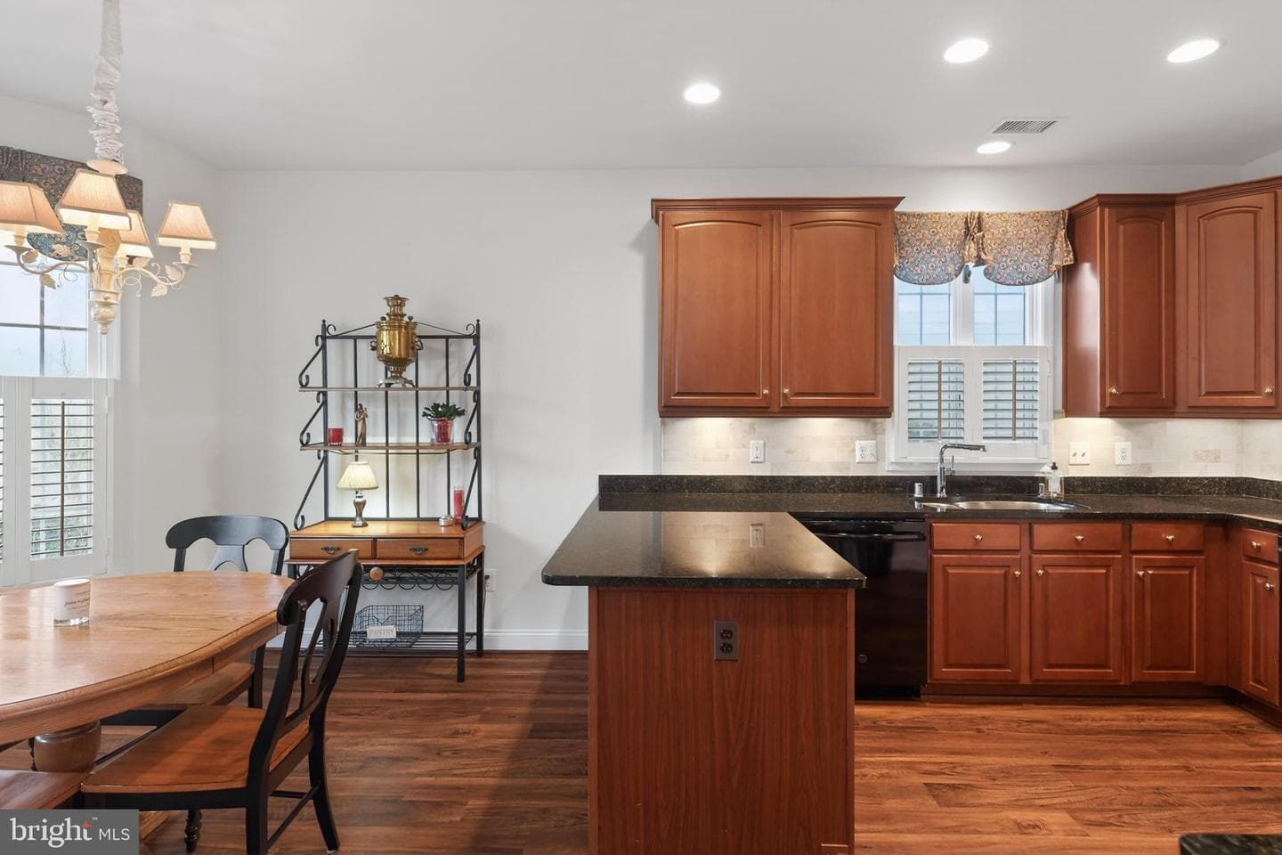 2623 Salford Drive photo 23