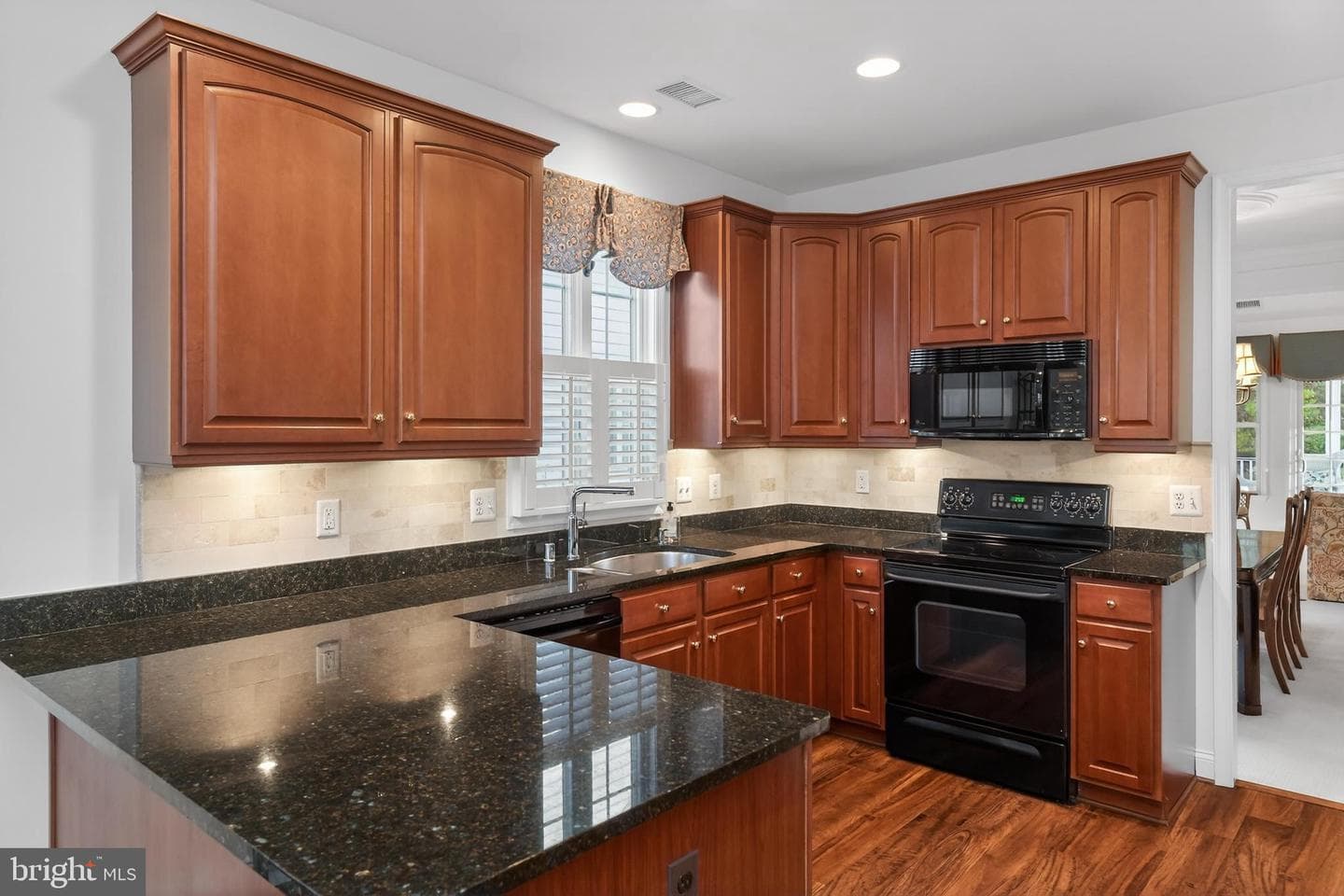 2623 Salford Drive photo 24