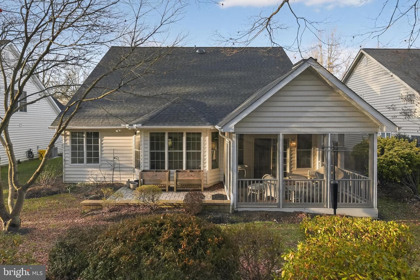 2623 Salford Drive photo 5