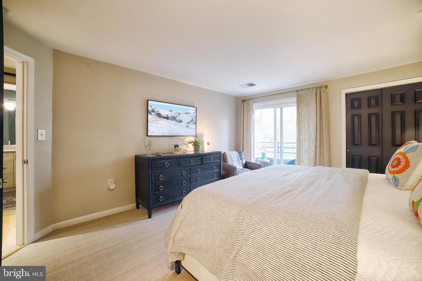 1138 Lake Heron Drive #2a photo 13