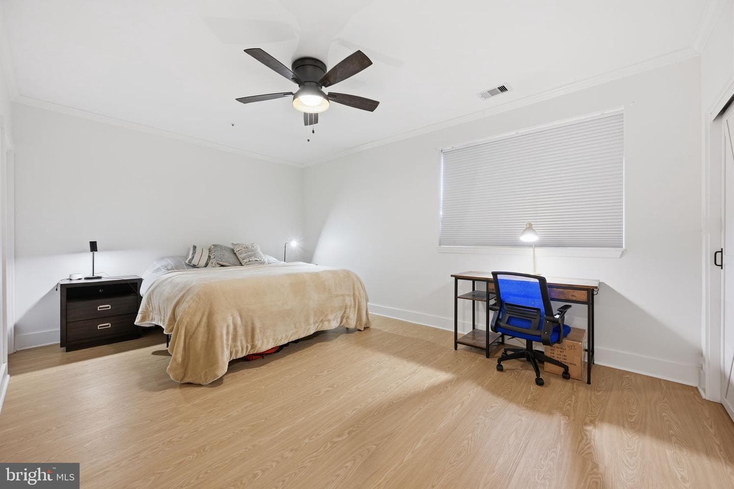 2408 Wentworth Drive photo 16
