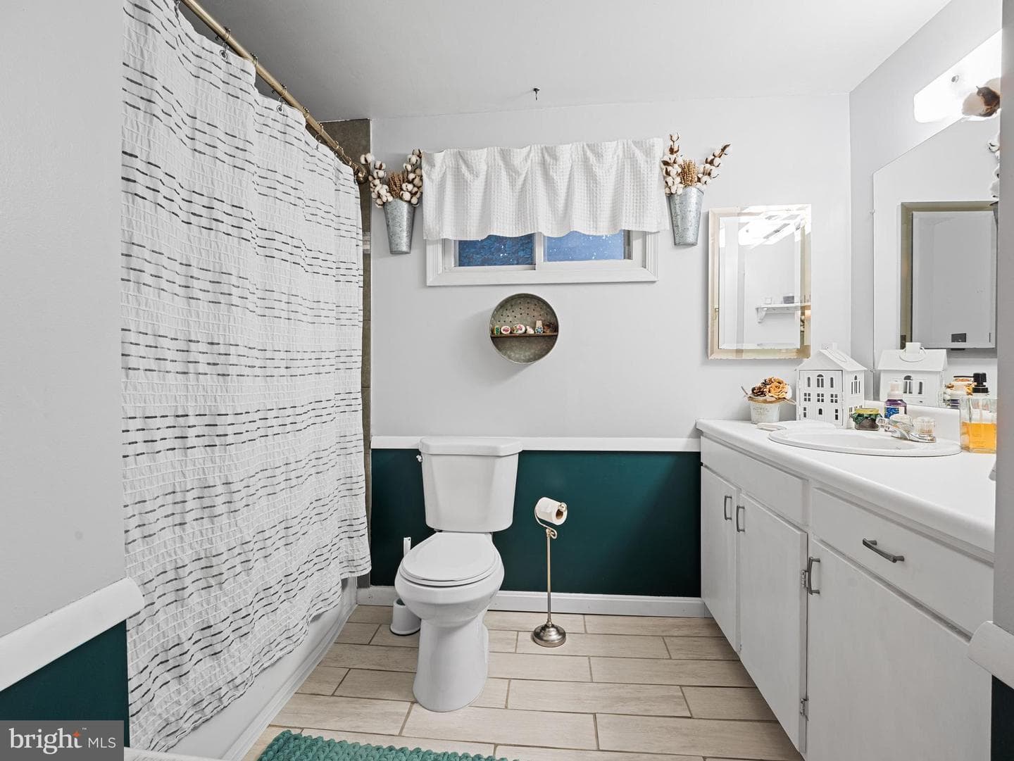 102 Queen Anne Road photo 16