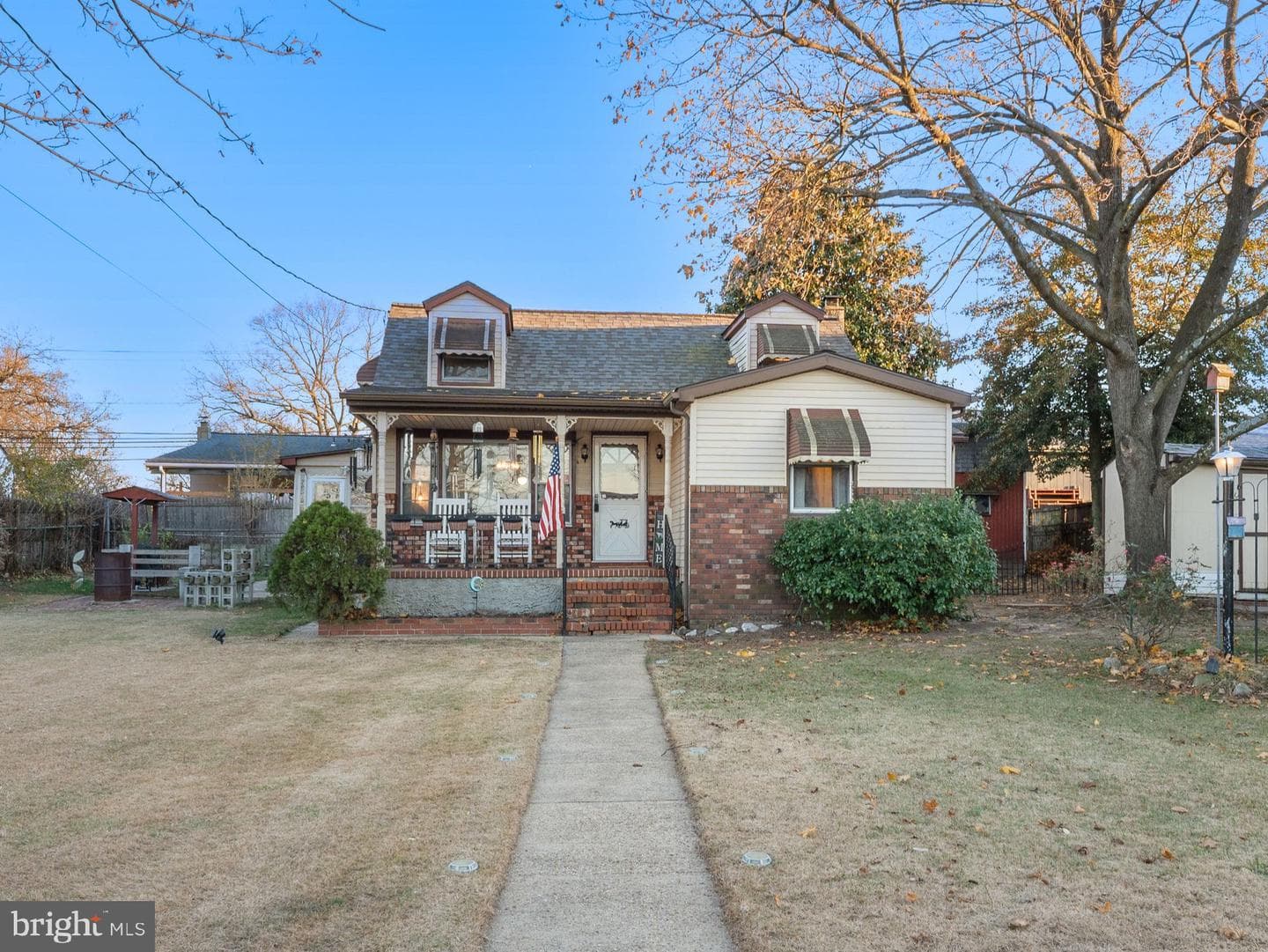 102 Queen Anne Road photo 2