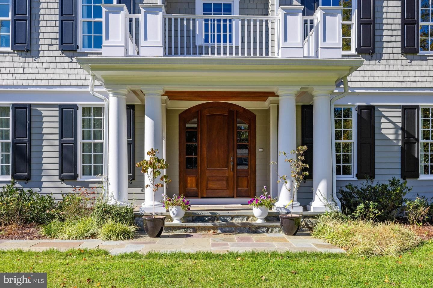 219 Wardour Drive photo 4