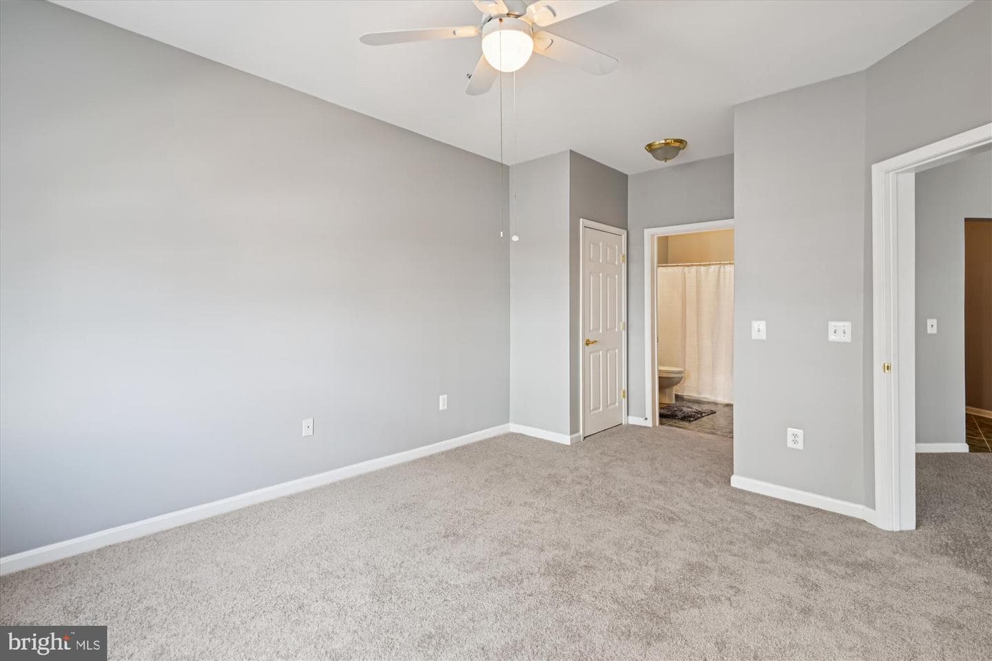 2605 Chapel Lake Drive #212 photo 23