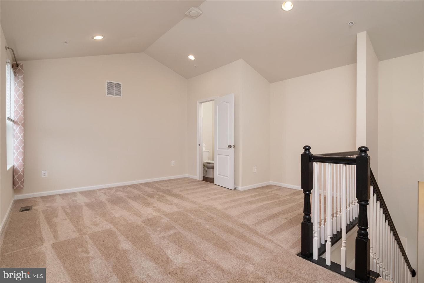 7538 Ivybrook Lane photo 32