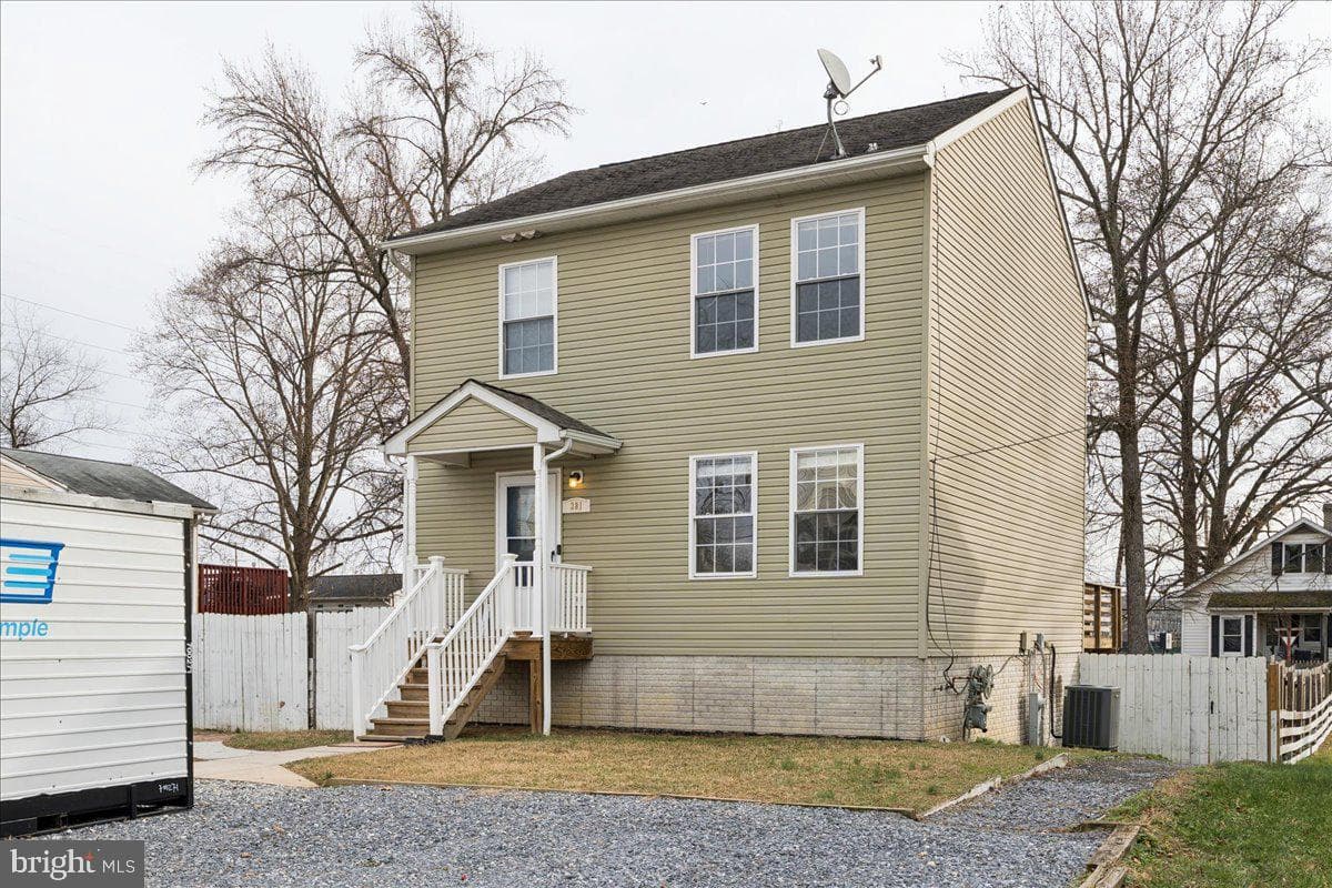 381 Baltimore Avenue photo 2