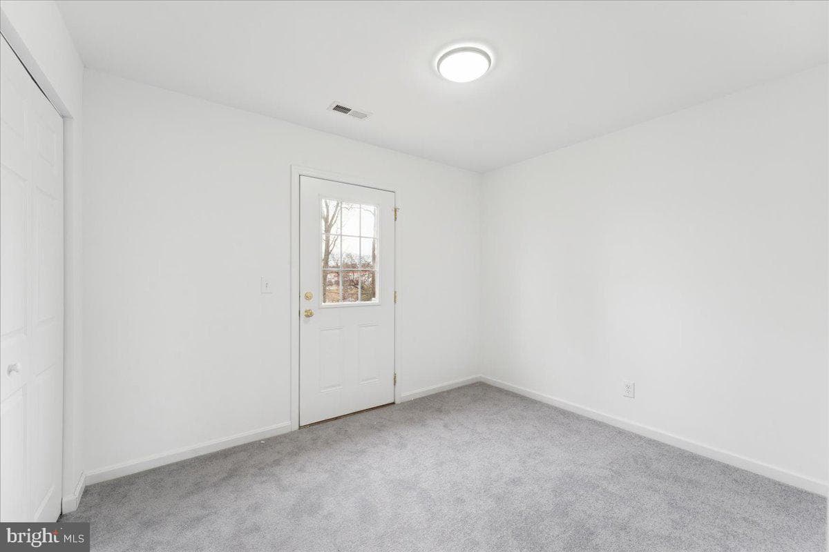 381 Baltimore Avenue photo 29
