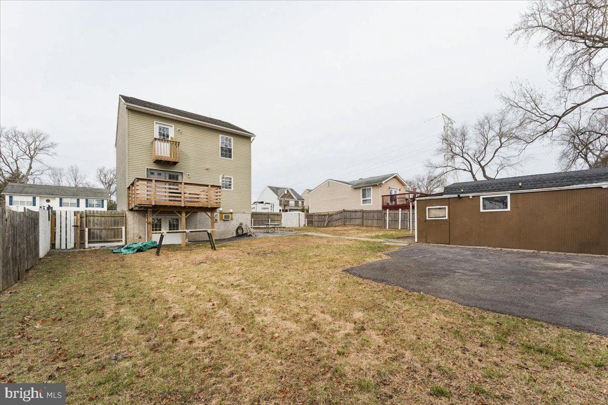 381 Baltimore Avenue photo 9
