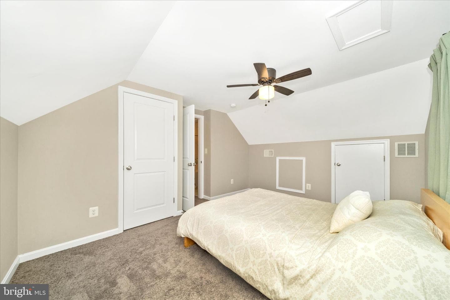 817 Barrett Avenue photo 36