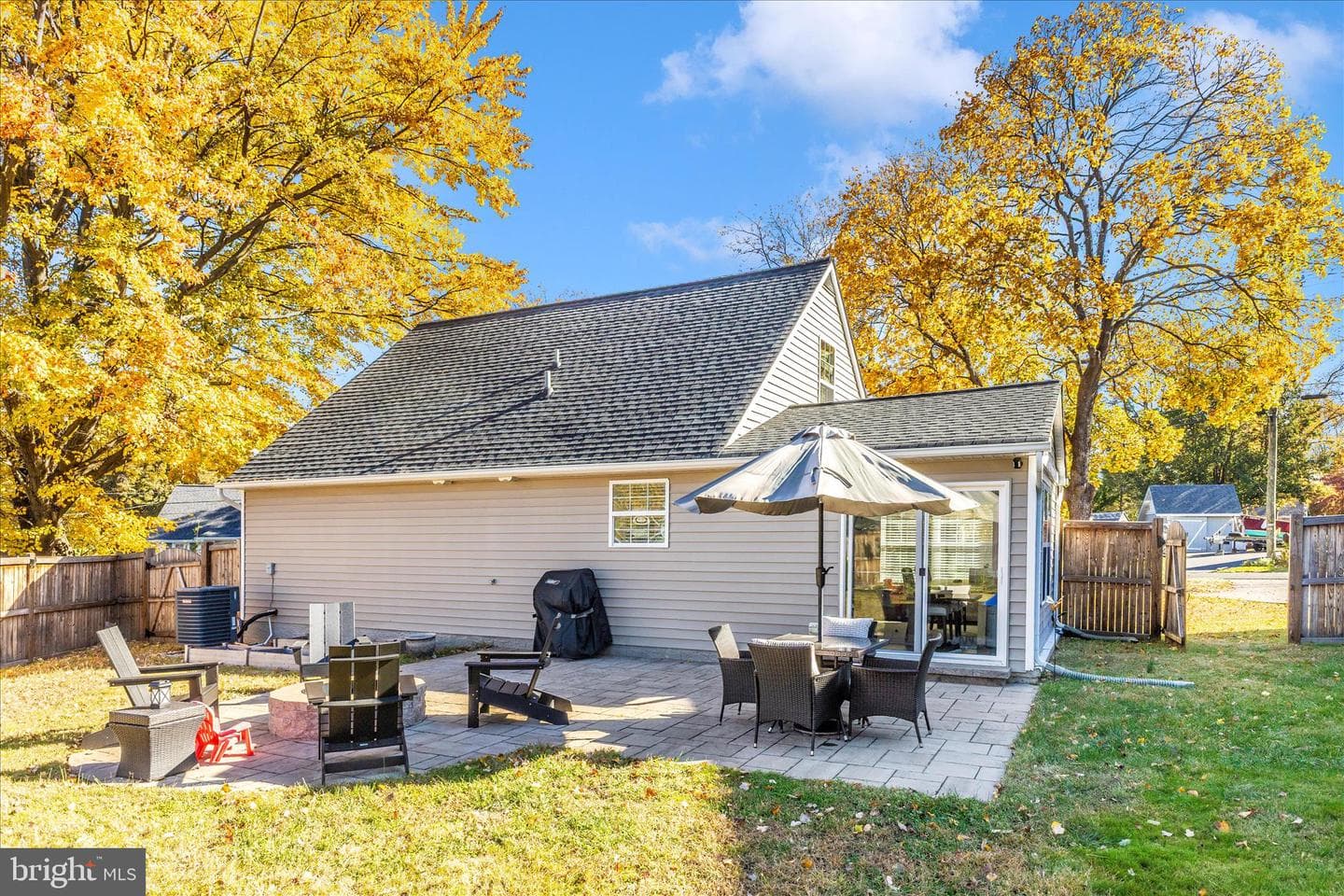 817 Barrett Avenue photo 44