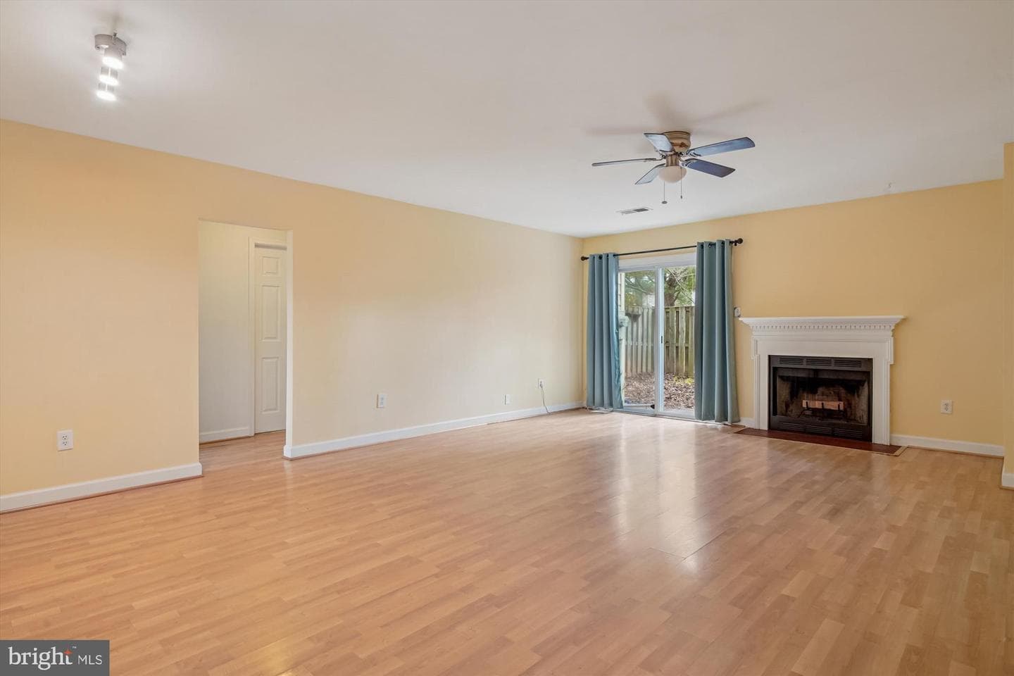 1677 Hart Court photo 11