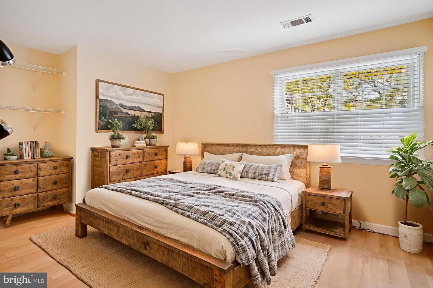 1677 Hart Court photo 20