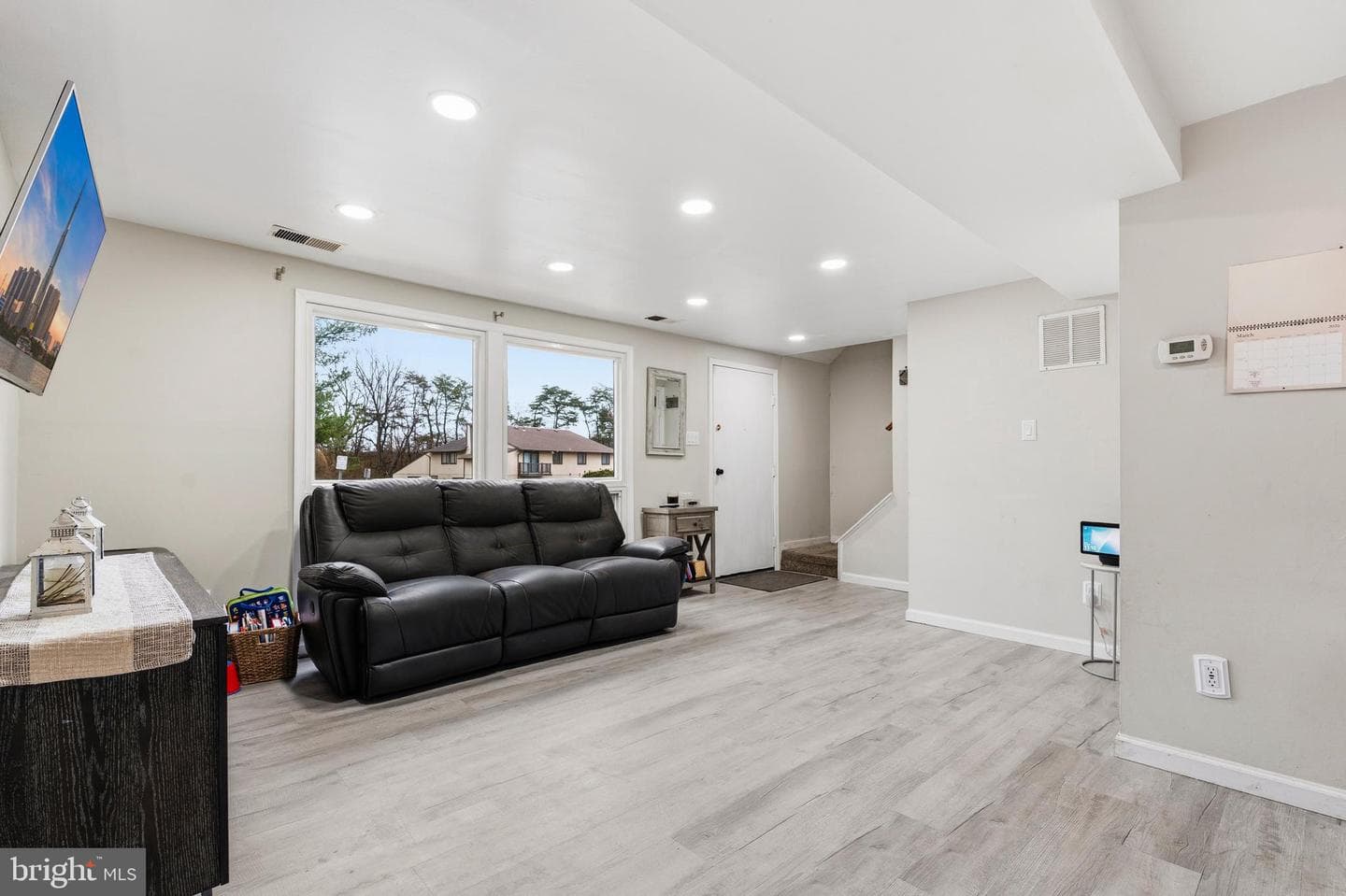 450 West Court #14i photo 3