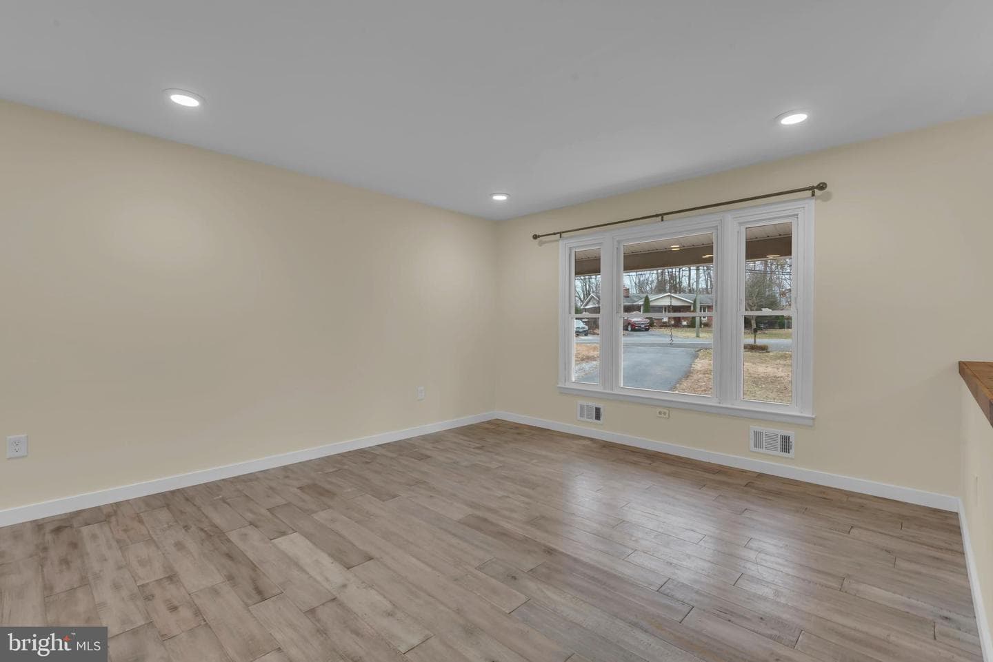 151 Long Point Court photo 23