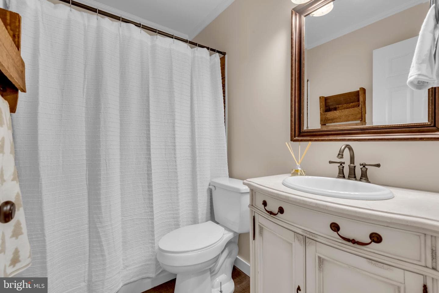 151 Long Point Court photo 31