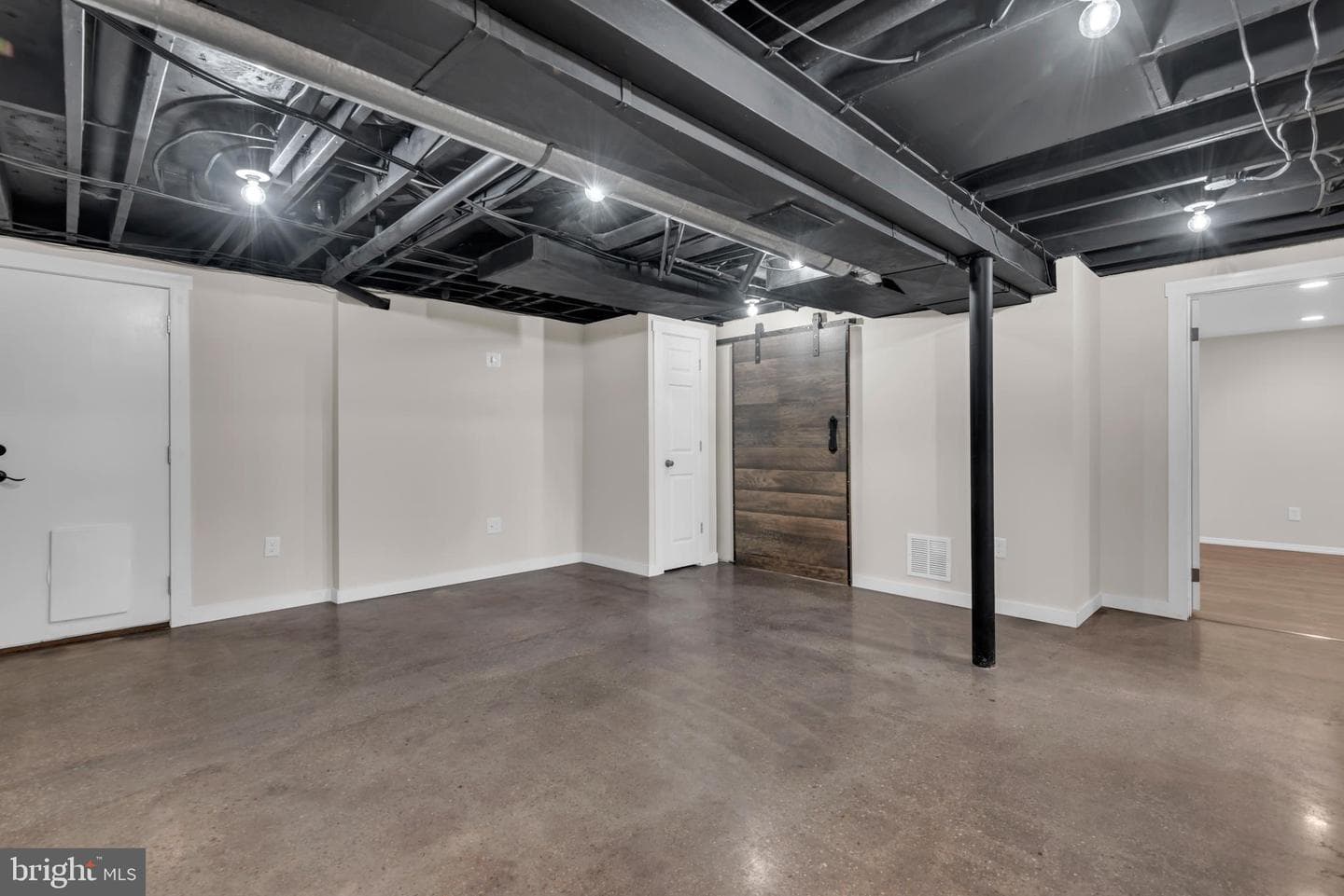 151 Long Point Court photo 41