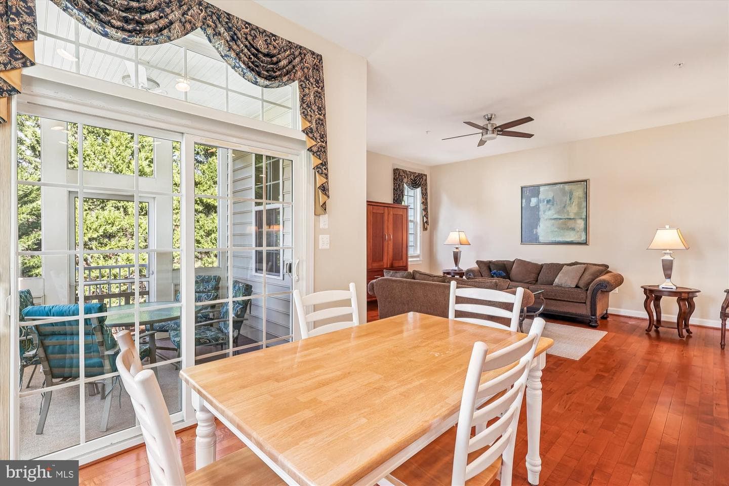 411 Helmsman Way photo 13