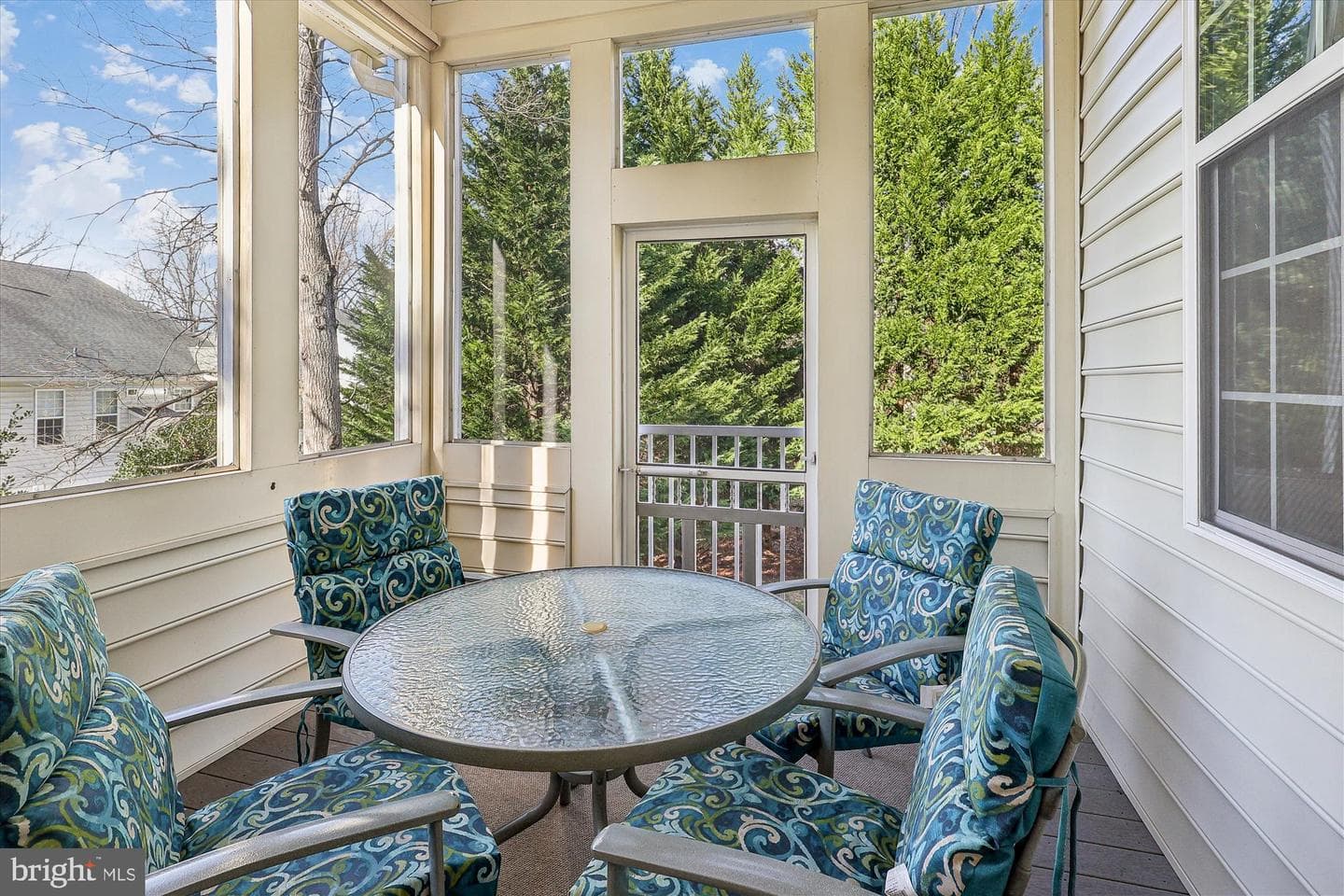 411 Helmsman Way photo 23