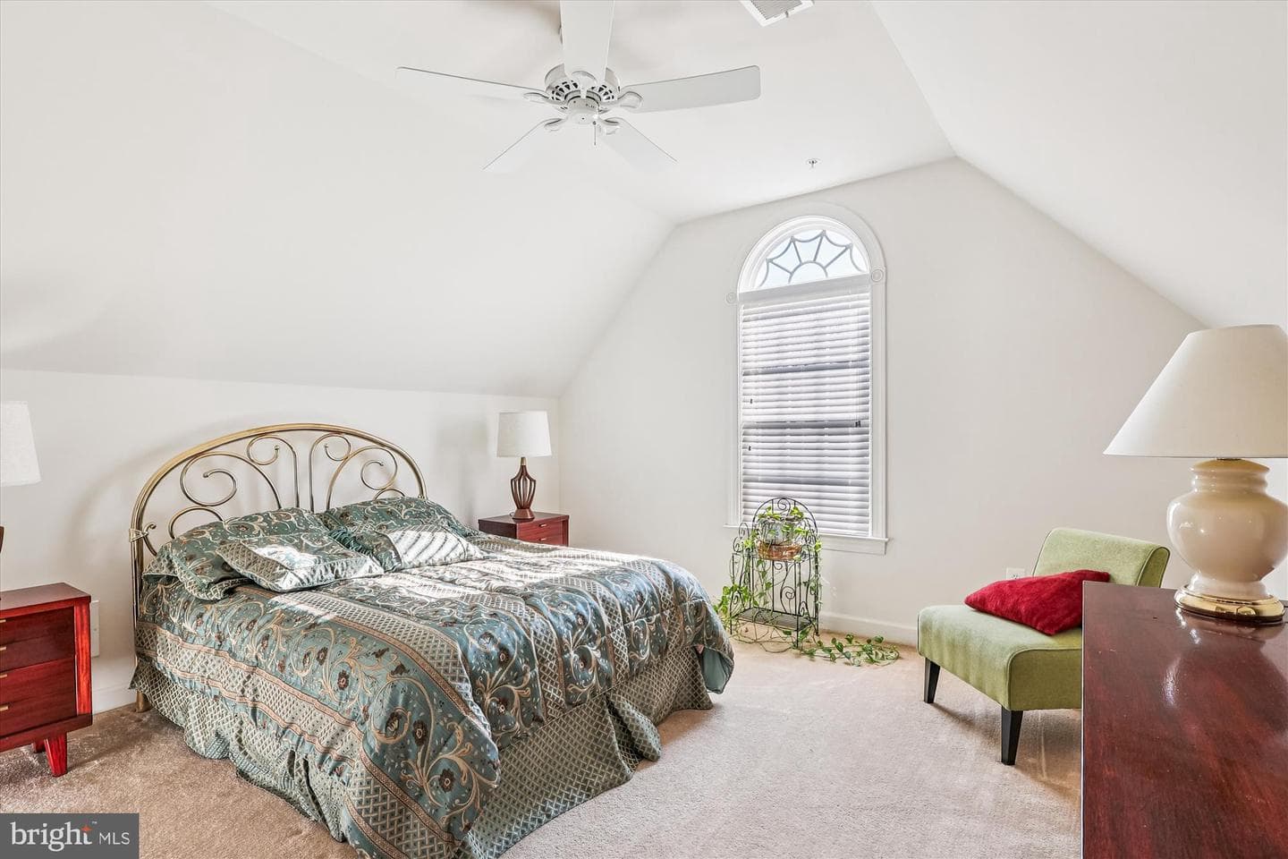 411 Helmsman Way photo 25