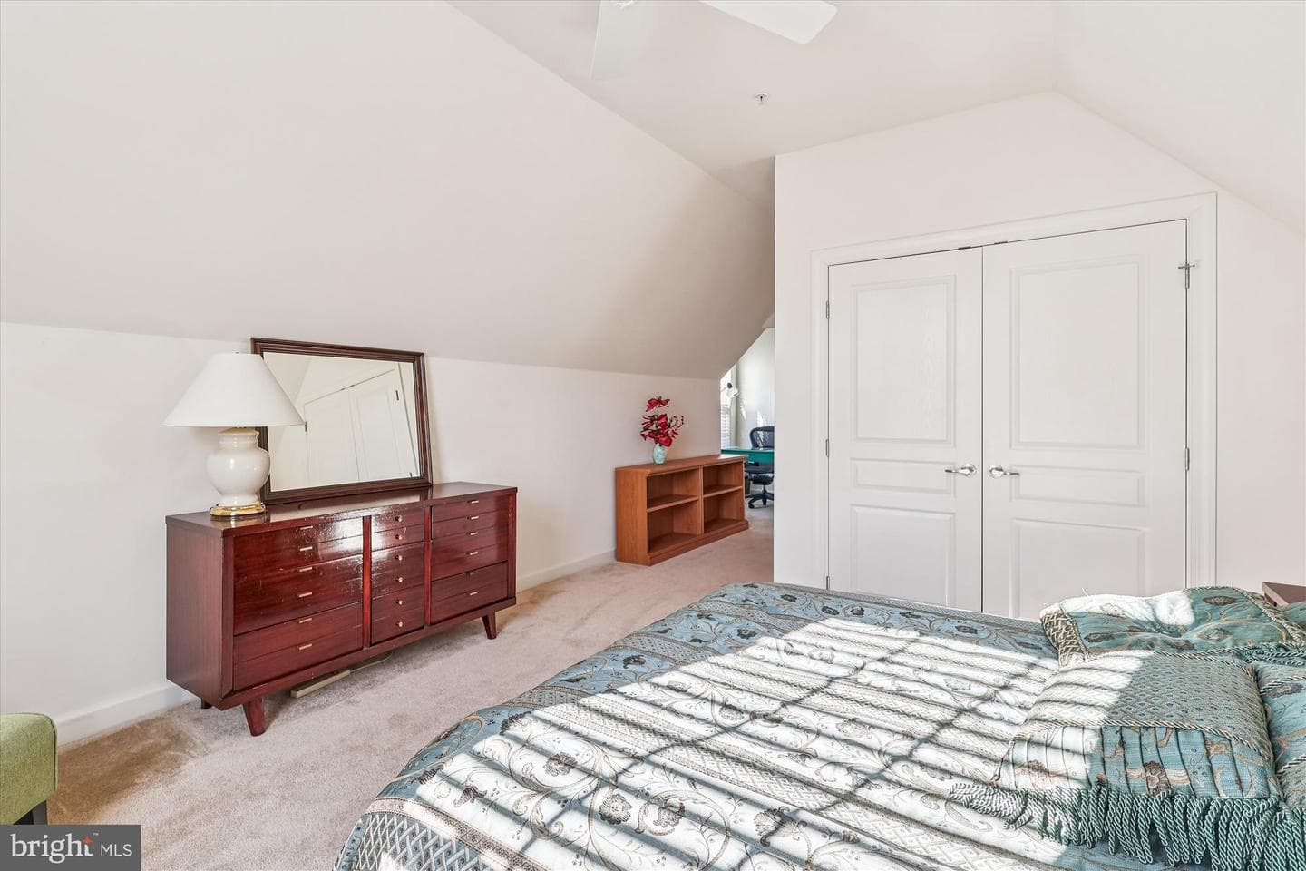 411 Helmsman Way photo 26
