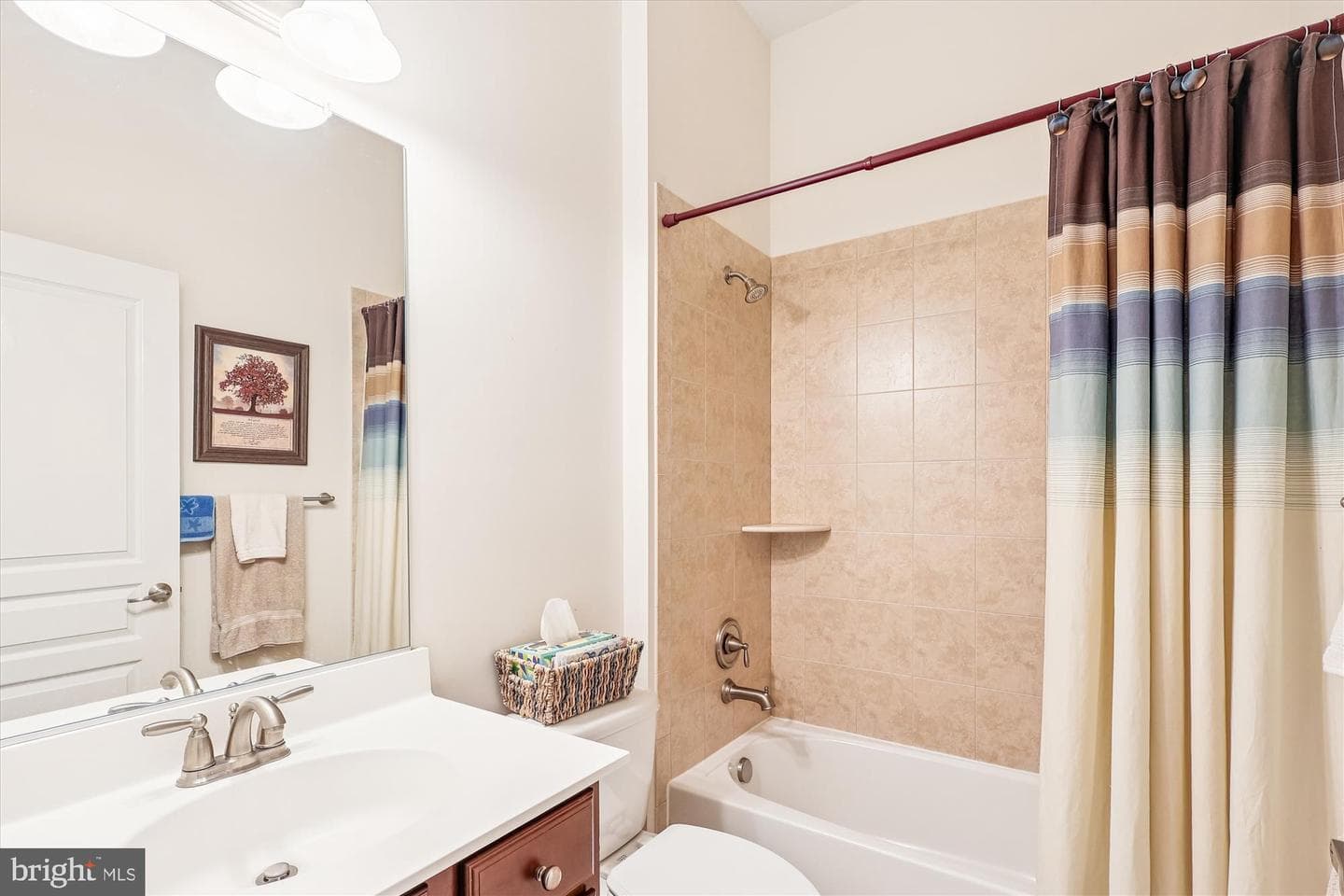 411 Helmsman Way photo 29
