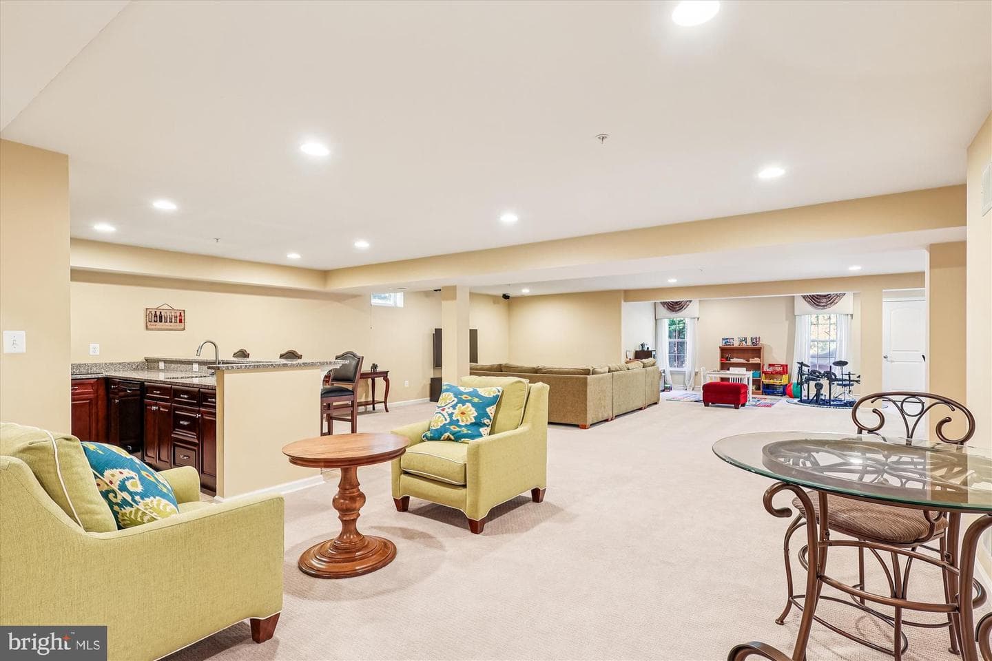 411 Helmsman Way photo 31