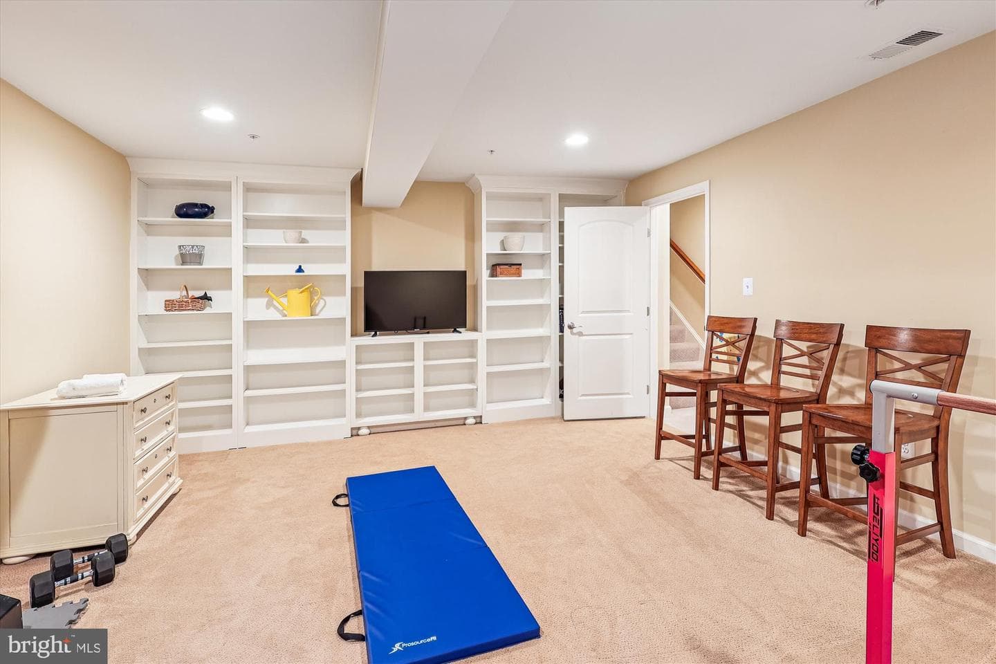 411 Helmsman Way photo 38